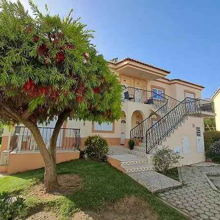 Oasis Parque 1 * بورتيماو