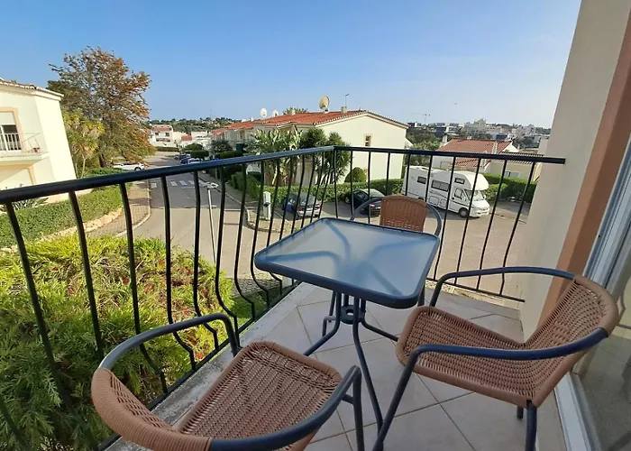 Apartamento Oásis Parque 1 *