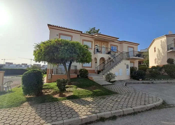 Apartamento Oásis Parque 1 *