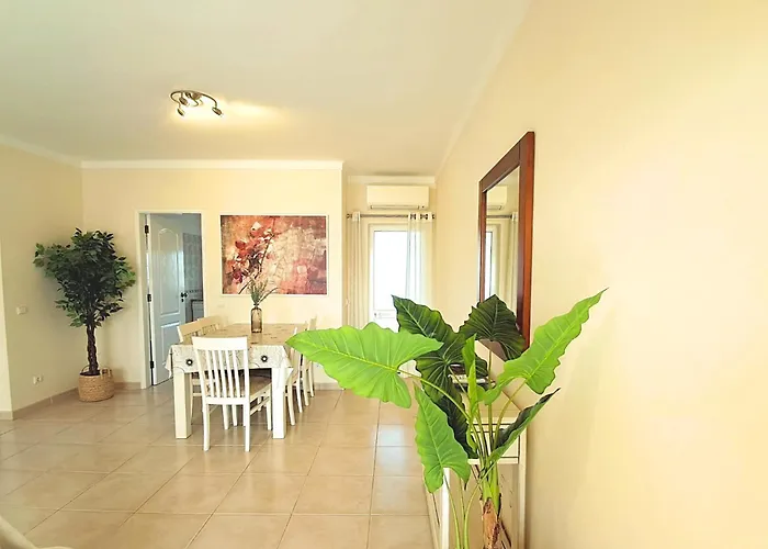 Oasis Parque 1 *